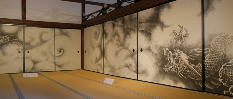 Die Wolkendrachen auf den Schiebetüren des Ryōan-ji (龍安寺)